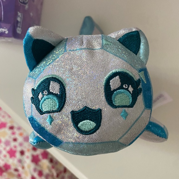 COPY - Aphmau Diamond Meemeows cat plush - Picture 2 of 10